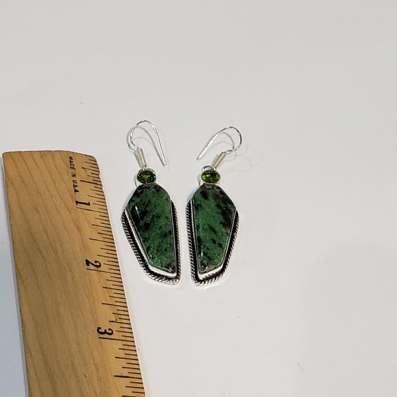 Ruby Zoisite earrings, 925 silver Ruby Zoisite peridot vintage dangle earrings - Picture 10 of 12